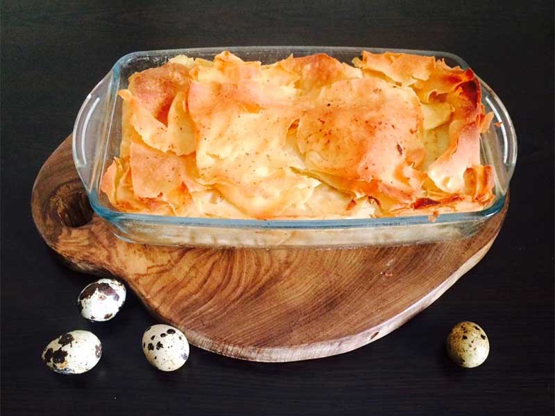 итальянский пирог с рикоттой и перепелиными яйцами
