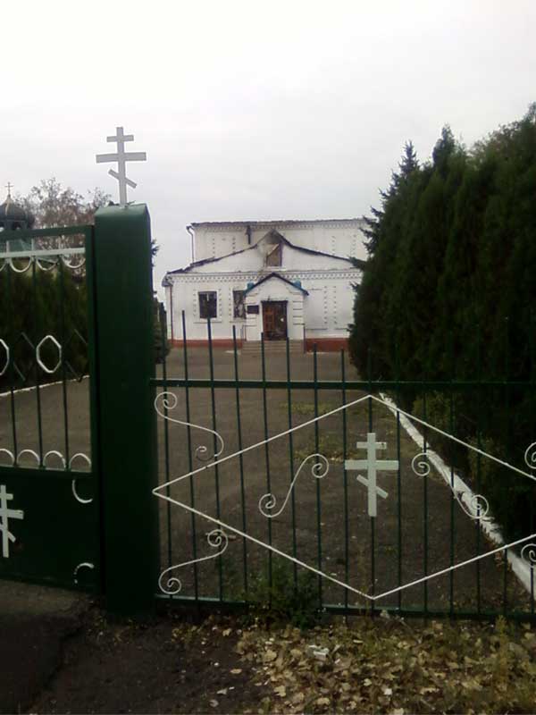 Разрушенный украинскими фашистами православный храм на Трудовских в Донецке